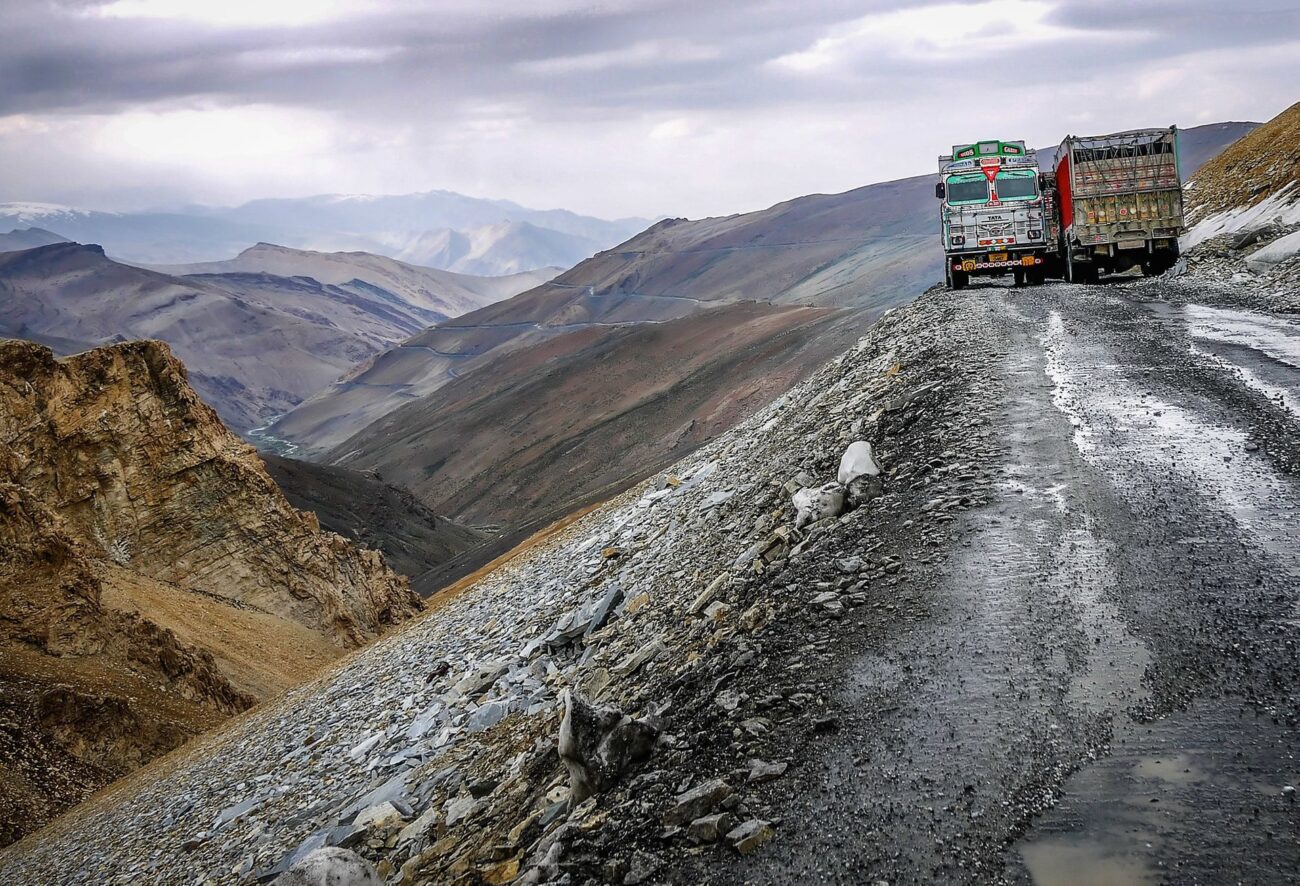 manali leh highway status